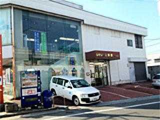 第二阪和国道（26号線）に面した好立地の店舗